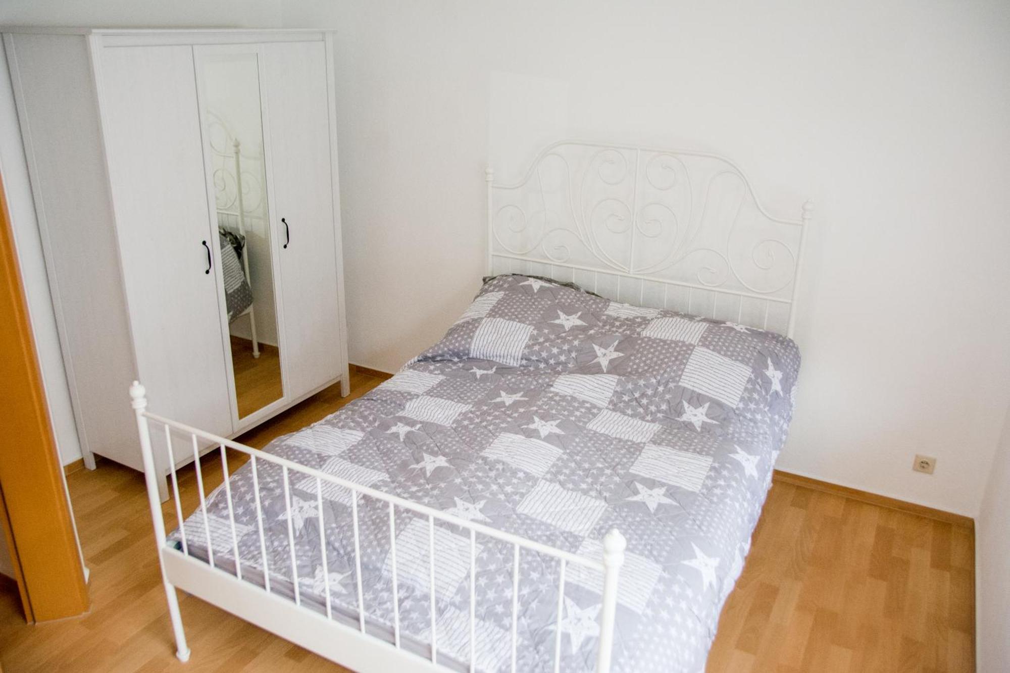 Schoene 2-Raum-Wohnung Im Zentrum Waltershausens Eksteriør bilde